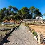 Bed & Breakfast Masia Aubareda 4*