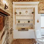 Masia Aubareda 4* San Martín de Tous