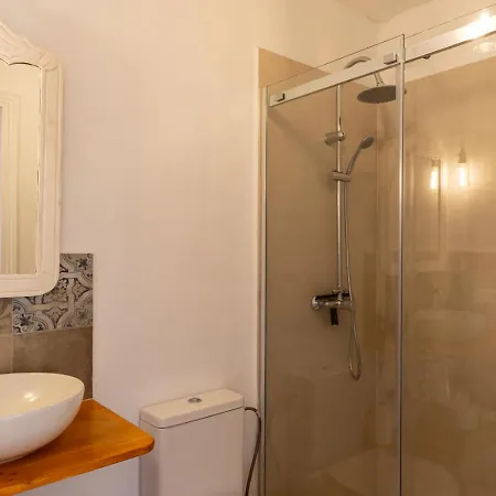 Masia Aubareda 4* San Martín de Tous