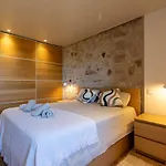 Bed & Breakfast Masia Aubareda 4*