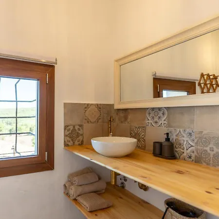 Masia Aubareda * San Martín de Tous
