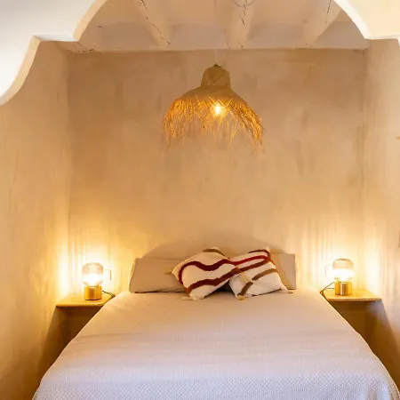 Bed & Breakfast Masia Aubareda *
