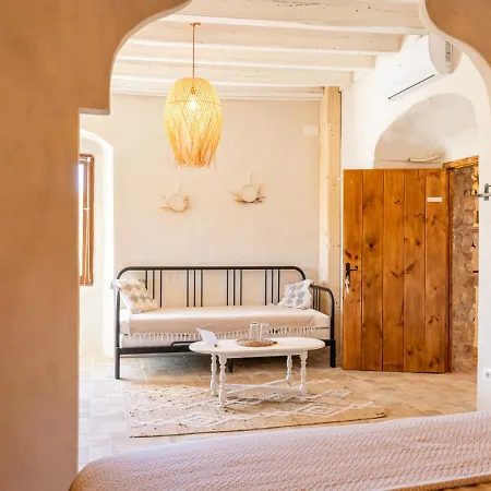 Bed & Breakfast Masia Aubareda *