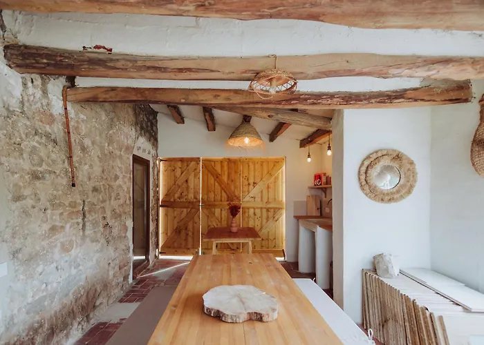 Alojamento de Acomodação e Pequeno-almoço Masia Aubareda