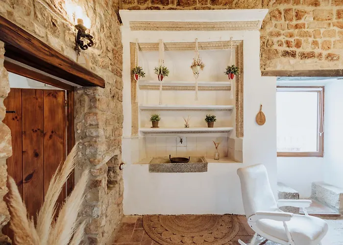 Masia Aubareda 4* San Martín de Tous