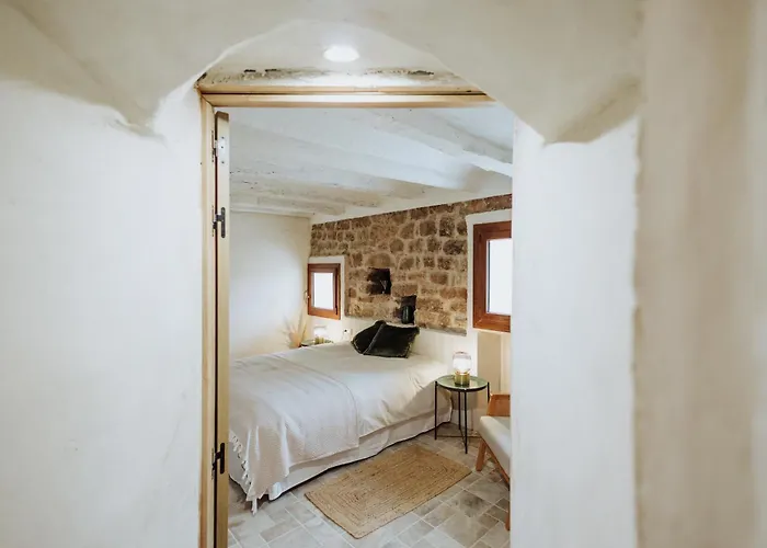 B&B Masia Aubareda 4*